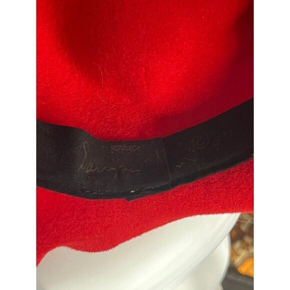 Vintage Women's Red Elegant Classic 100% Wool Felt Cloche Church Party Hat - Picture 8 of 11